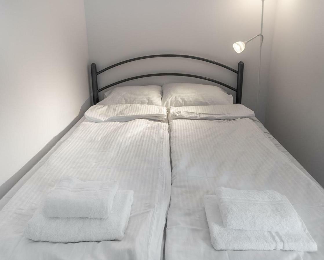 Apartament Szarych Szeregow 46A/1 卡托维兹 外观 照片